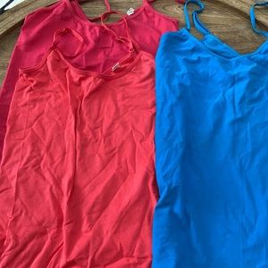 Set of 3 tanks